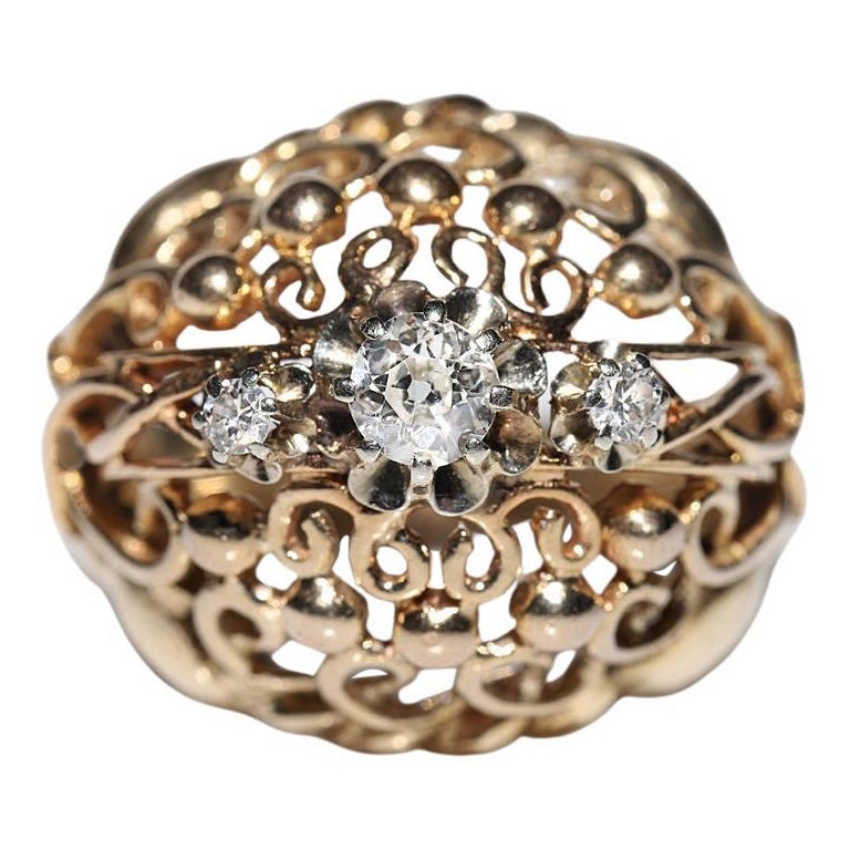 Antique 18k Gold Circa 1900s Natural Diamond Decorated Pretty Ring For Sale