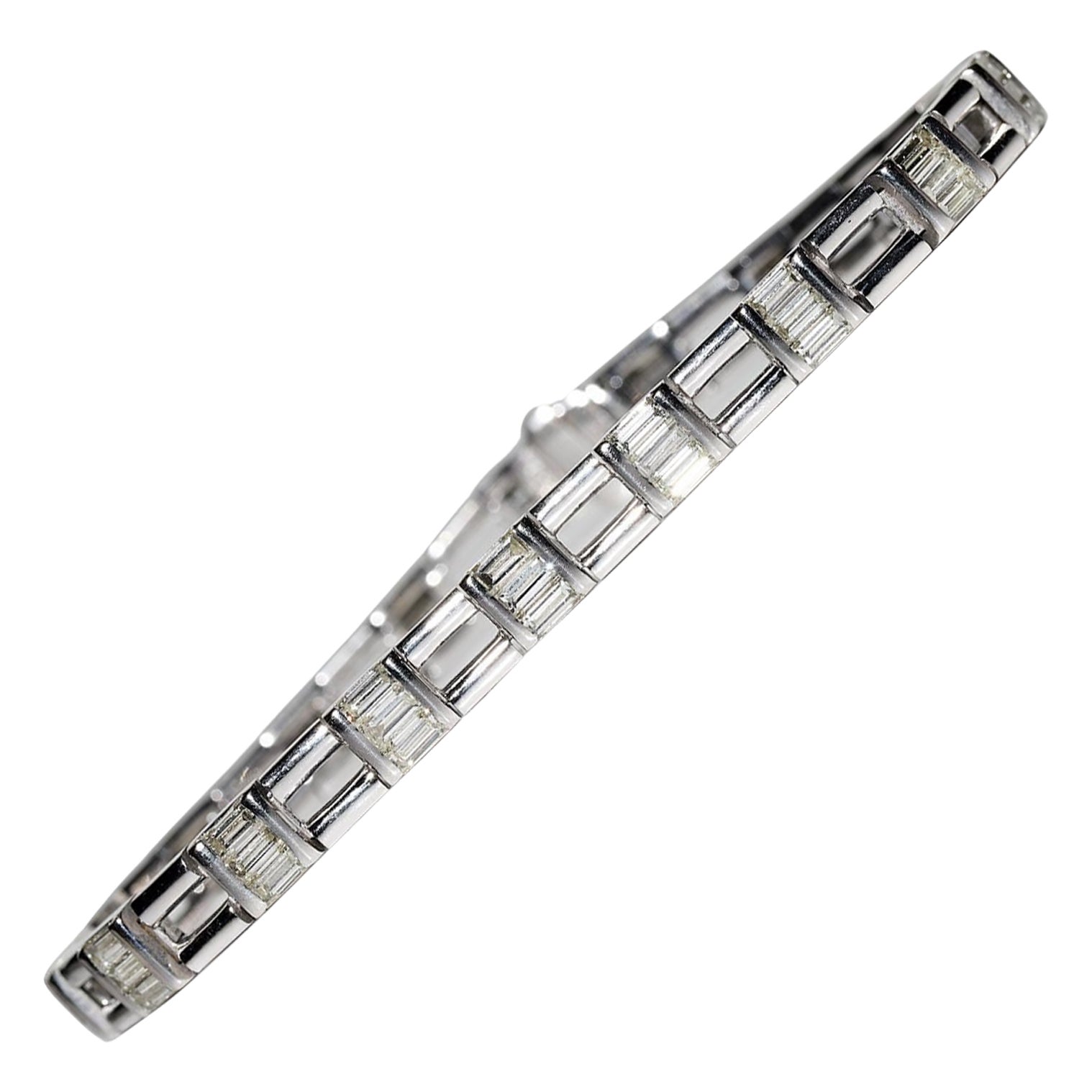 Vintage Circa 1980s 18k Gold Natural Baguette Diamond Decorated Bracelet