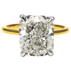 GIA Certified 4.01 Carat Radiant Cut Diamond Yellow Gold Solitaire Ring