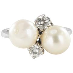 Modern French Pearl Diamond White Gold Ring 5