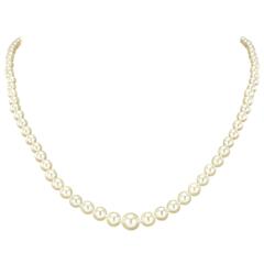 1930s Japanese Cultured Round White Pearl Necklace 10