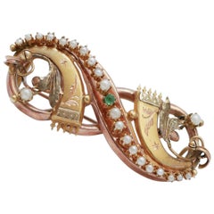 Green Stone, Pearls  Yellow Gold Brooch.