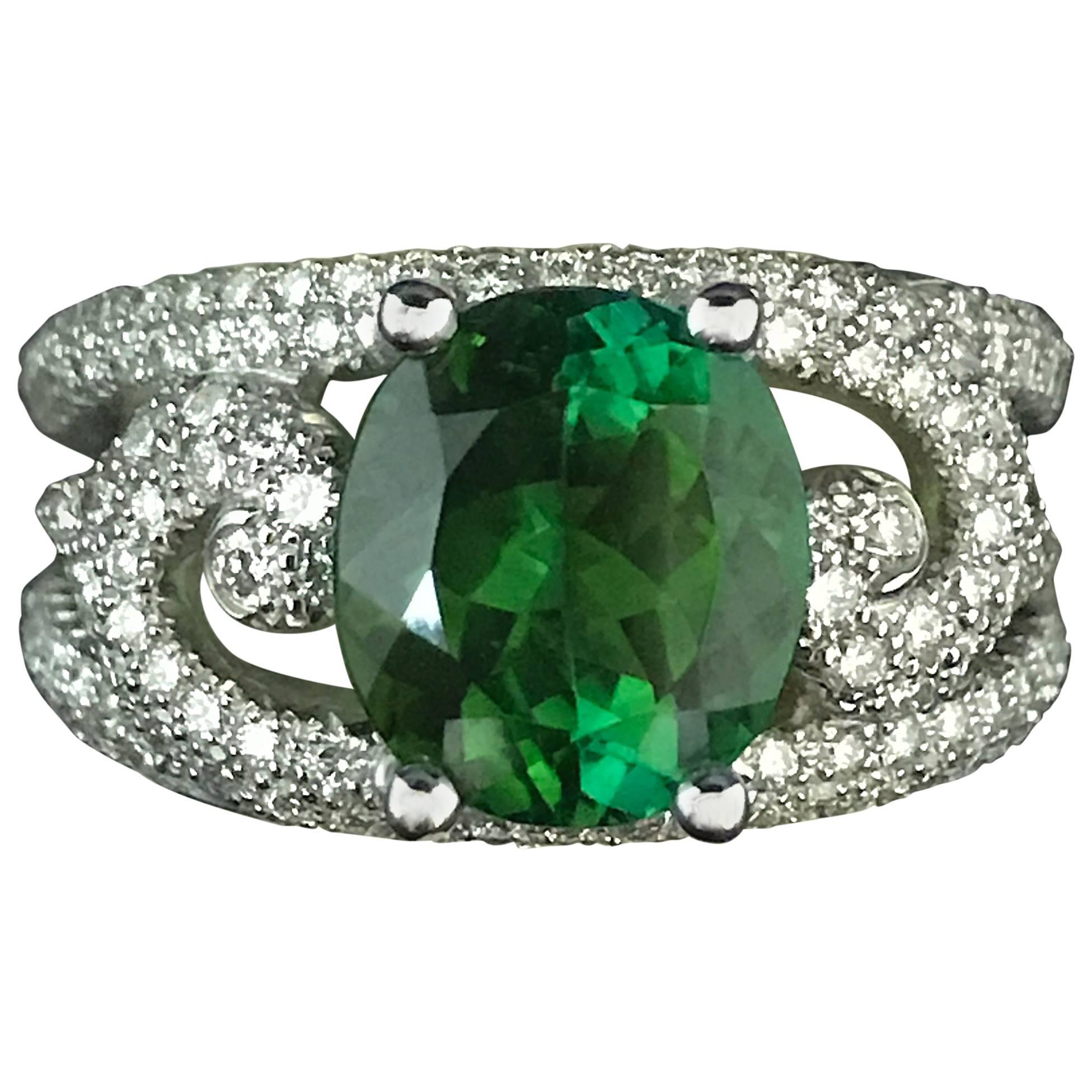Green Peridot Diamonds White Gold Ring