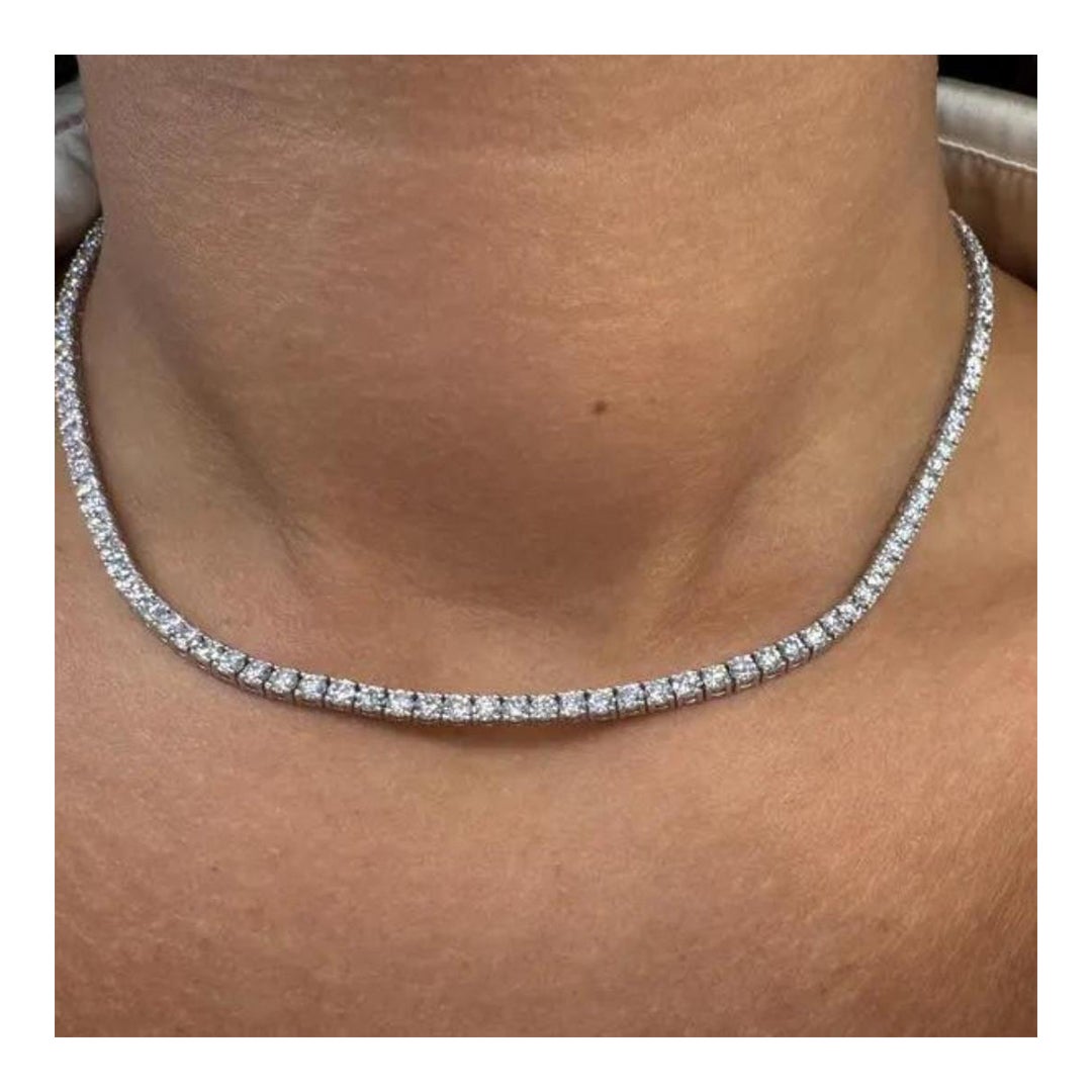 Diamond Tennis Necklace 11.53 Carats 14 Karat White Gold Average 0.08 Points For Sale