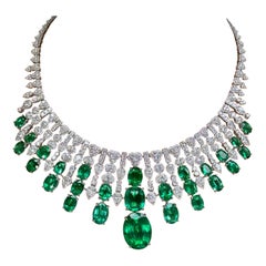 Gubelin Certified 111.09 Carat Kafubu Emerald (70.83ct) and Diamond Necklace