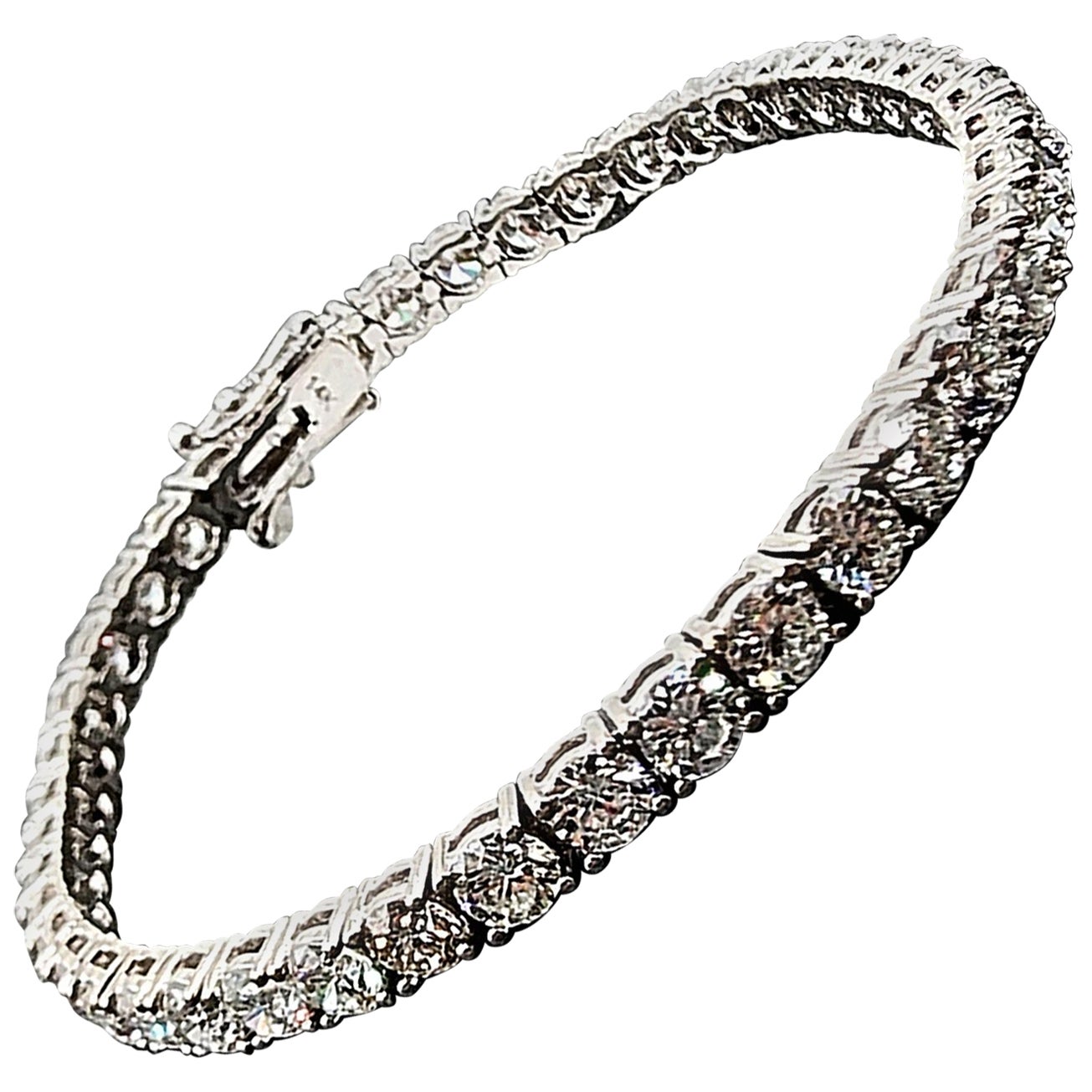 9.05 ct Diamond Tennis Bracelet For Sale