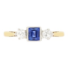 Anello a trilogia con zaffiro e diamante da 0,40 carati, Edwardiano, 1910 ca.