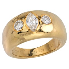 Fascia Monture Van Cleef & Arpels con diamante e tre pietre in oro giallo 18 carati