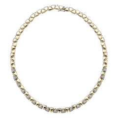 Collana a triangolo con diamanti Serie 7.83