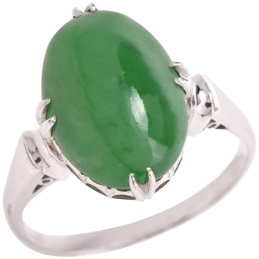 Green Jade Cabochon Platinum Ring