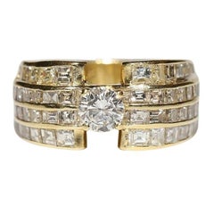 Vintage Circa 1970s 18k Gold Natural Diamond Decorated Ring