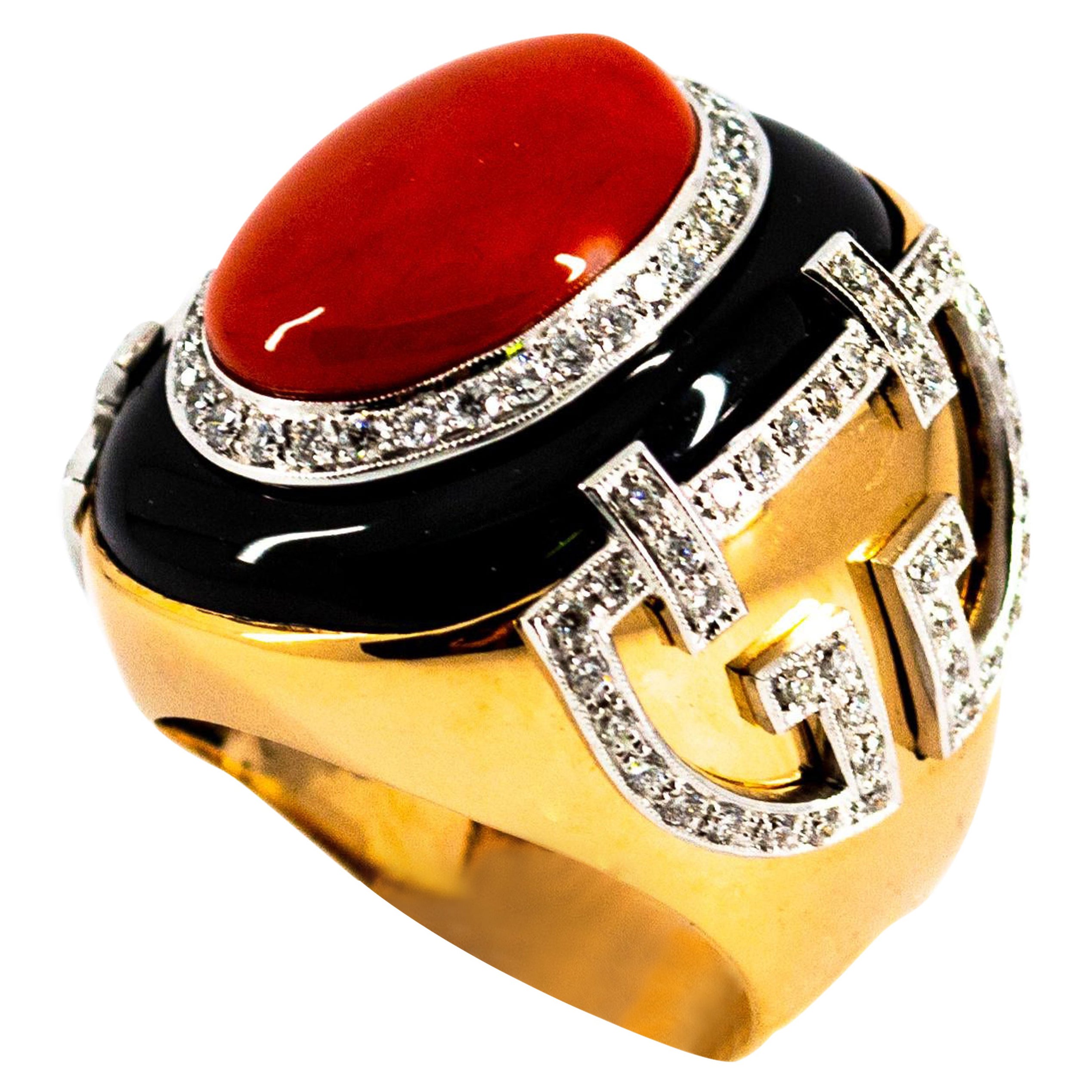 Anillo de Cóctel Art Decó Mediterráneo Coral Rojo Diamante Blanco Ónix Oro Amarillo en venta