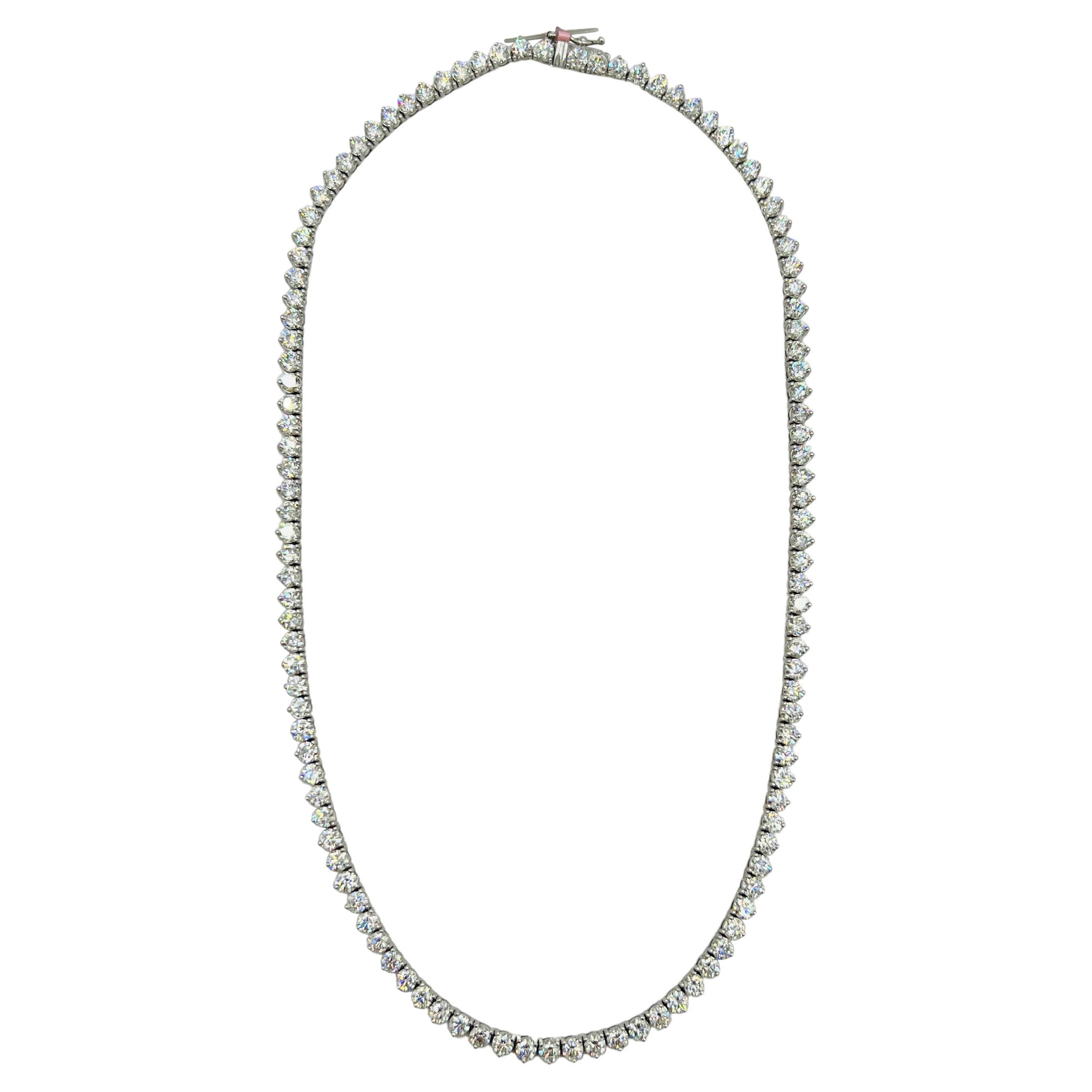 Collana Tennis con diamante bianco rotondo in oro bianco 14 carati in vendita