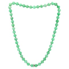 Vintage unbehandelte Jade Perlen und Diamant Verschluss Halskette
