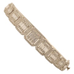 Square Halo Diamond Bracelet in 14K Solid Gold (Certified)