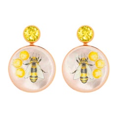 Boucles d'oreilles clous en citrine, abeille et miel, nacre.