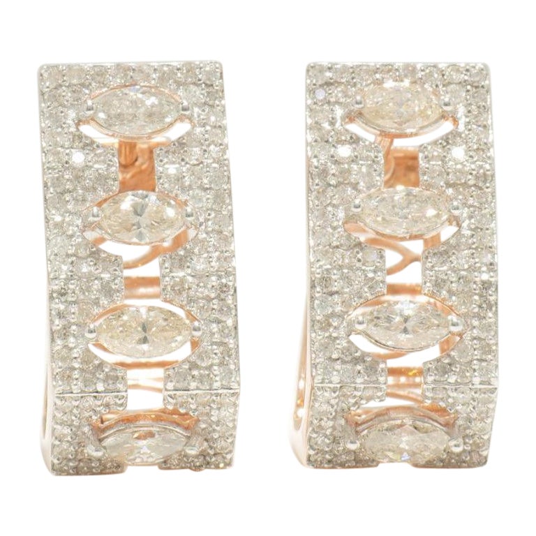 Orecchini Huggie con diamante Marquise Halo in oro massiccio 14K (certificati) in vendita