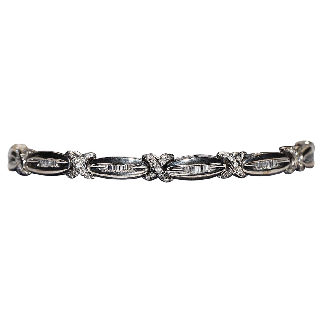 Bracciale decorato con diamanti naturali in oro bianco 18 carati, vintage, anni '80, circa.