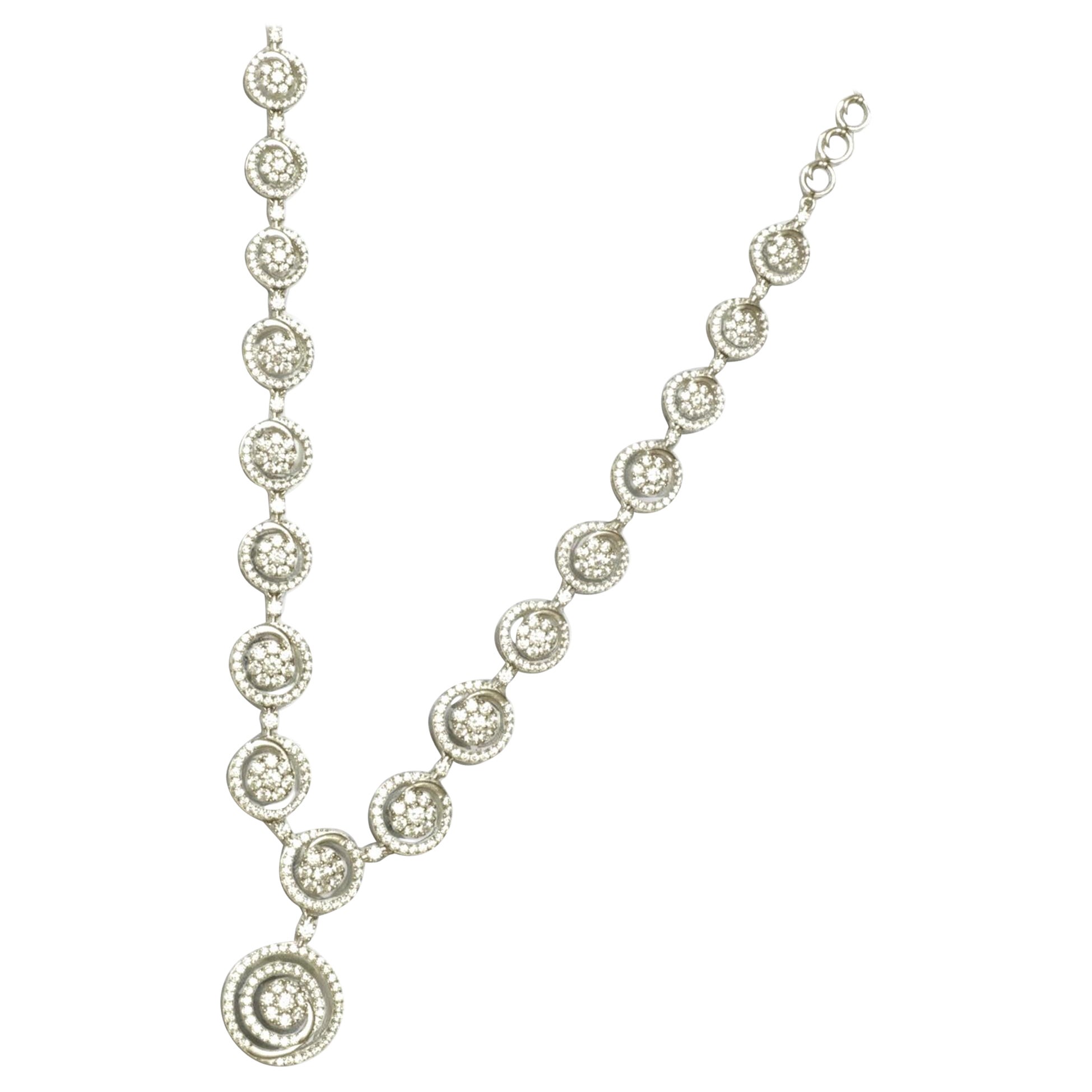 Collier à pendentifs en or massif 14K avec diamants en forme de tourbillon (certifié) en vente