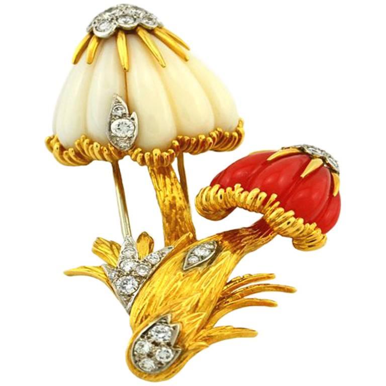 Van Cleef & Arpels Coral Diamond Gold Mushroom Brooch  For Sale