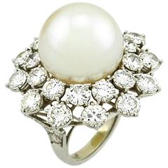 Van Cleef & Arpels Pearl Diamond Cluster Platinum Ring 2
