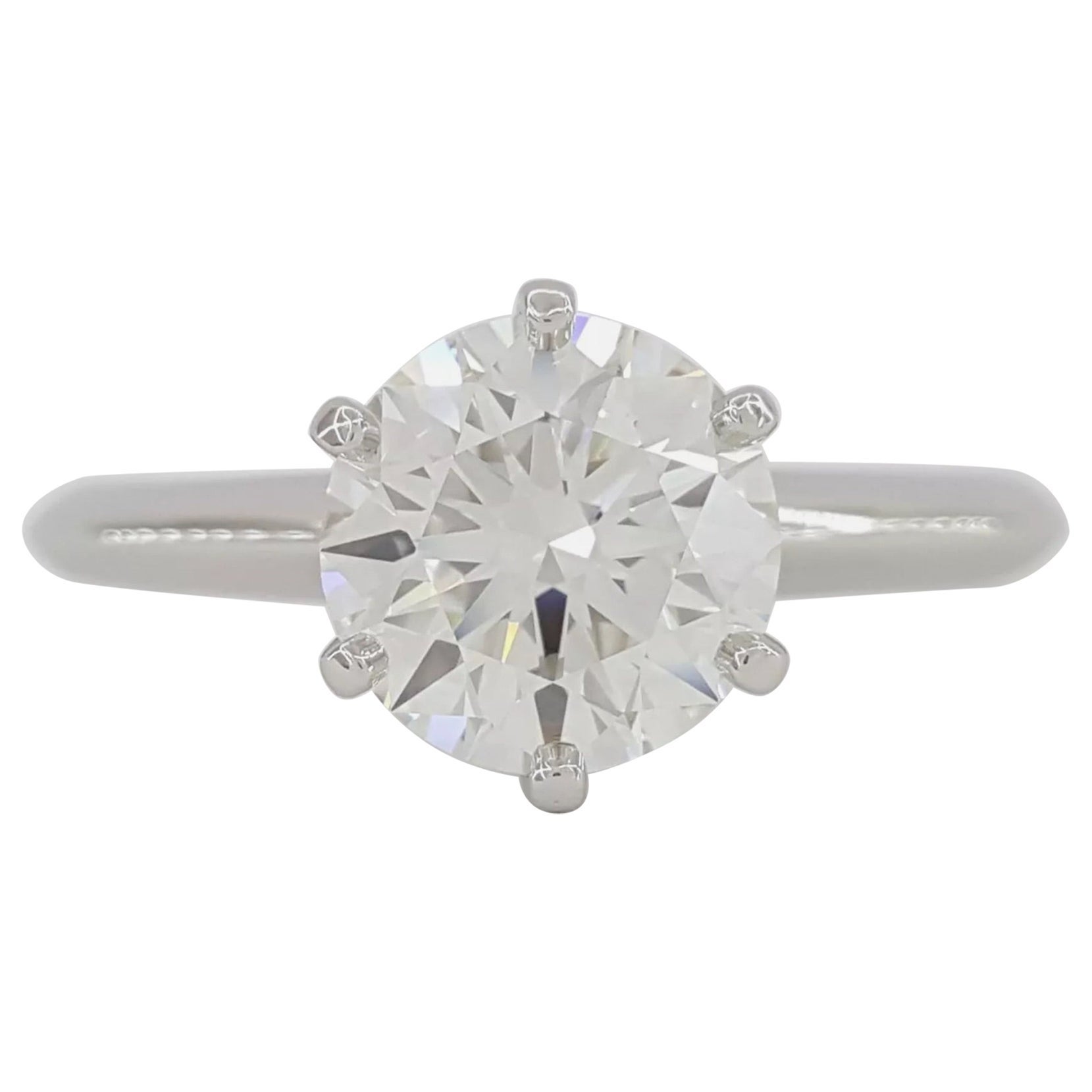 Verlobungsring von Tiffany & Co. mit 1.59 Karat rundem Diamanten im Brillantschliff im Angebot