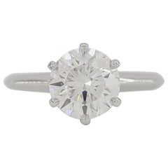 Verlobungsring von Tiffany & Co. mit 1.59 Karat rundem Diamanten im Brillantschliff