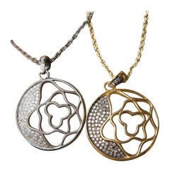 Collana con diamante naturale rotondo a forma di fiore in argento 925 Regalo ciondolo floreale.
