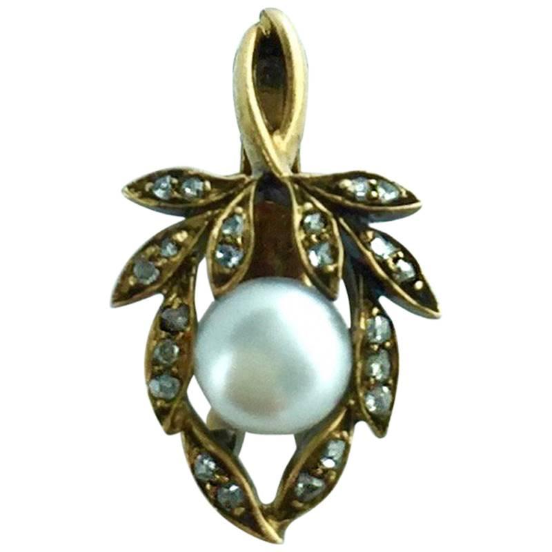 Antique Natural Pearl Diamond Gold Flower Pendant