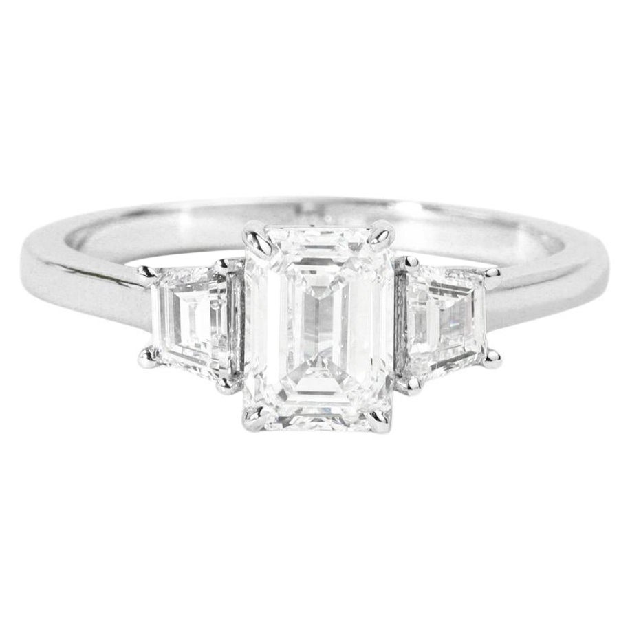 Anello di fidanzamento a tre pietre con diamante smeraldo certificato GIA 1ct in platino 950