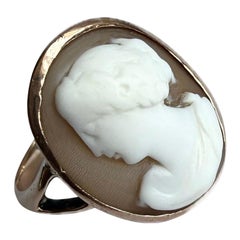 Signed shell cameo ring set in 9ct rose gold