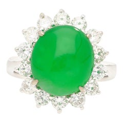 5,74 Karat Grade A Grüne Jade mit Diamant-Halo-Ring mit Rundschliff im Rundschliff