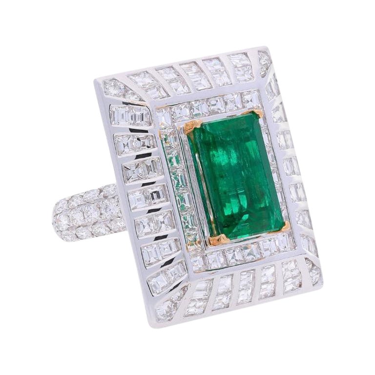 5.17 Carat Colombian Emerald & Baguette Diamond Rectangle Art Deco Frame Ring en vente