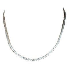 Collar de tenis con diamantes de 8.39 quilates