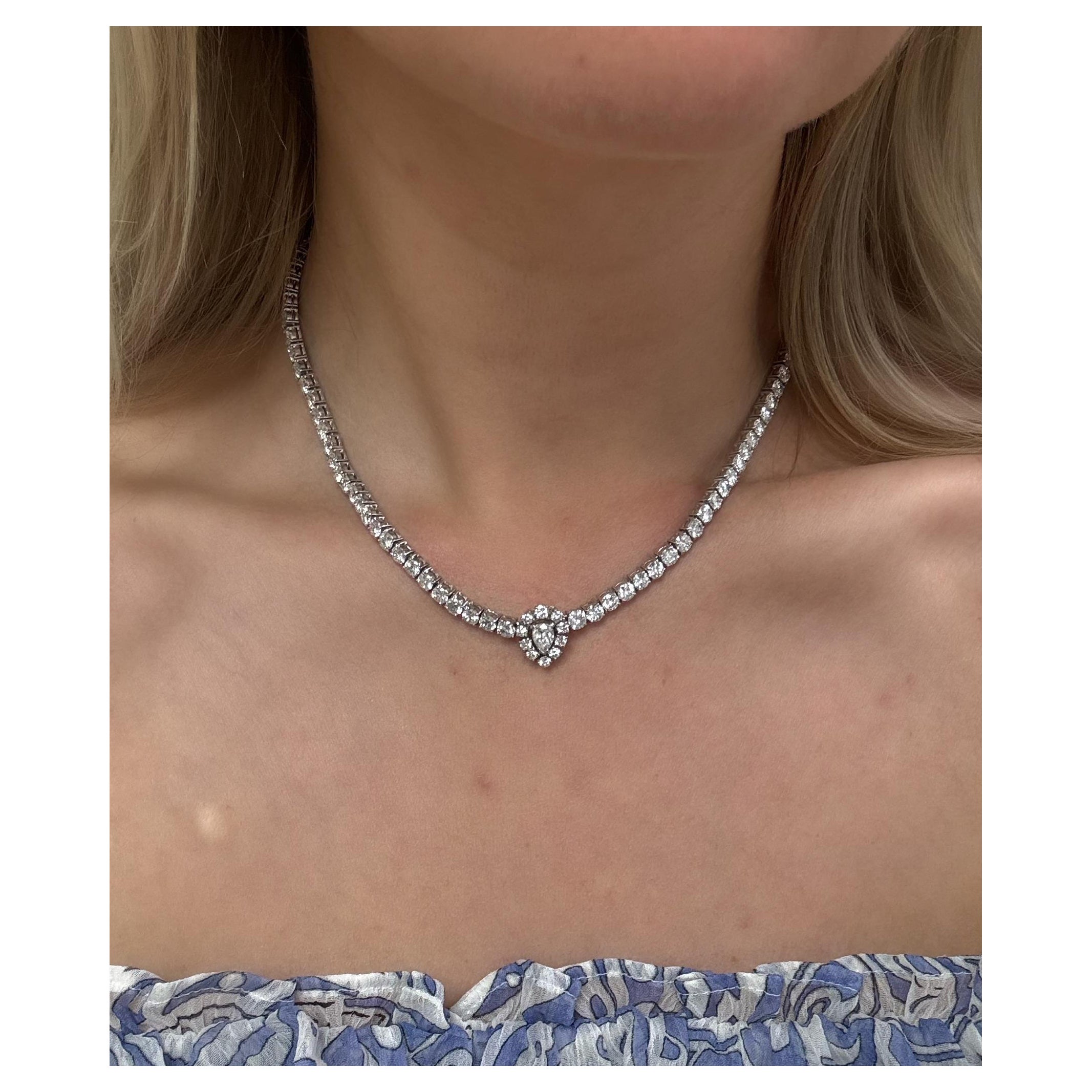 23.00 Carats Diamond Line Necklace