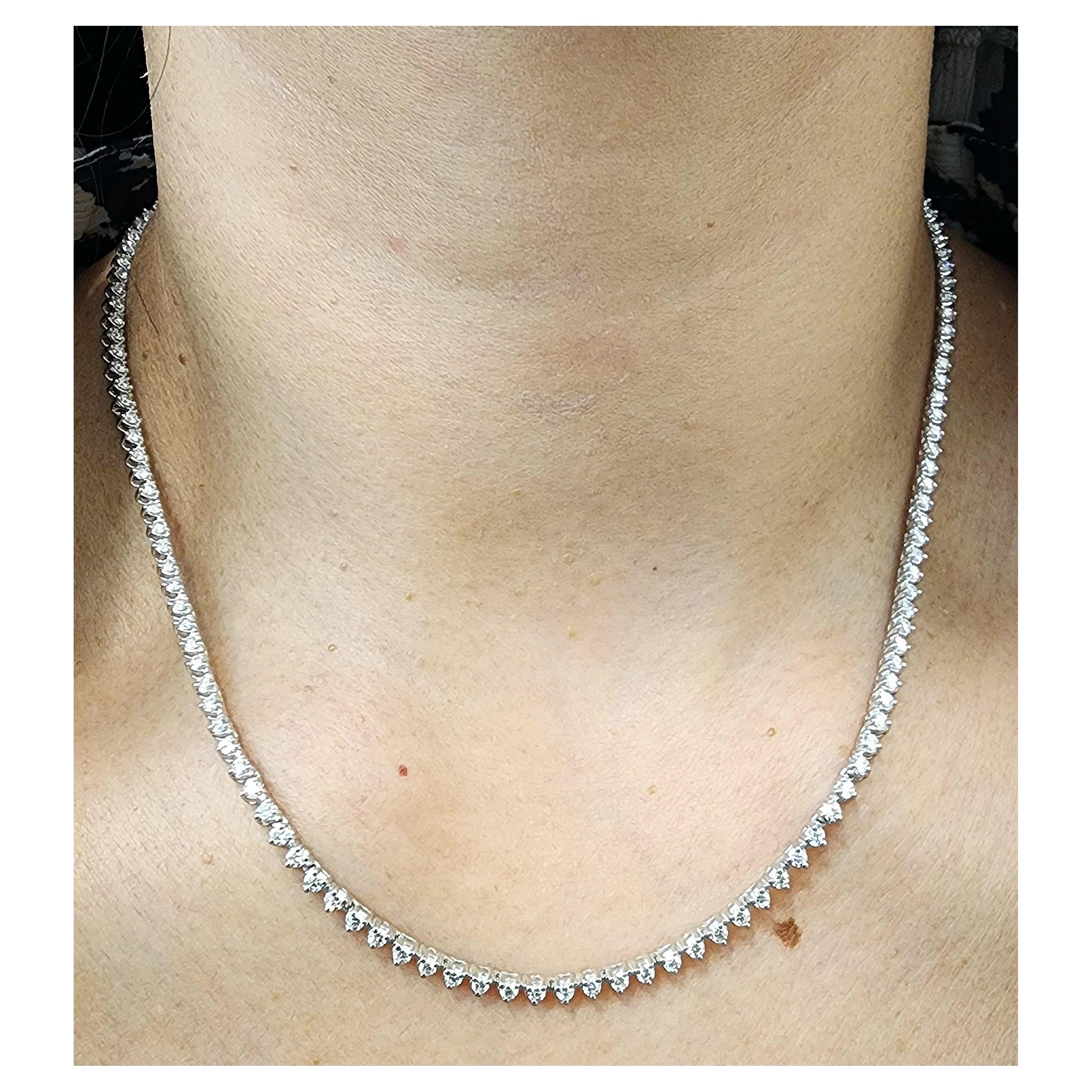Collar de tenis con diamantes de 4.42 quilates