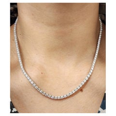 Collar de tenis con diamantes de 9.65 quilates