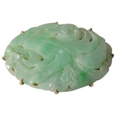 15K Art Deco Carved Jadeite Jade Floral Brooch