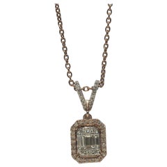 Baguette & runder Diamant Anhänger Halskette aus 14K massivem Gold (zertifiziert)