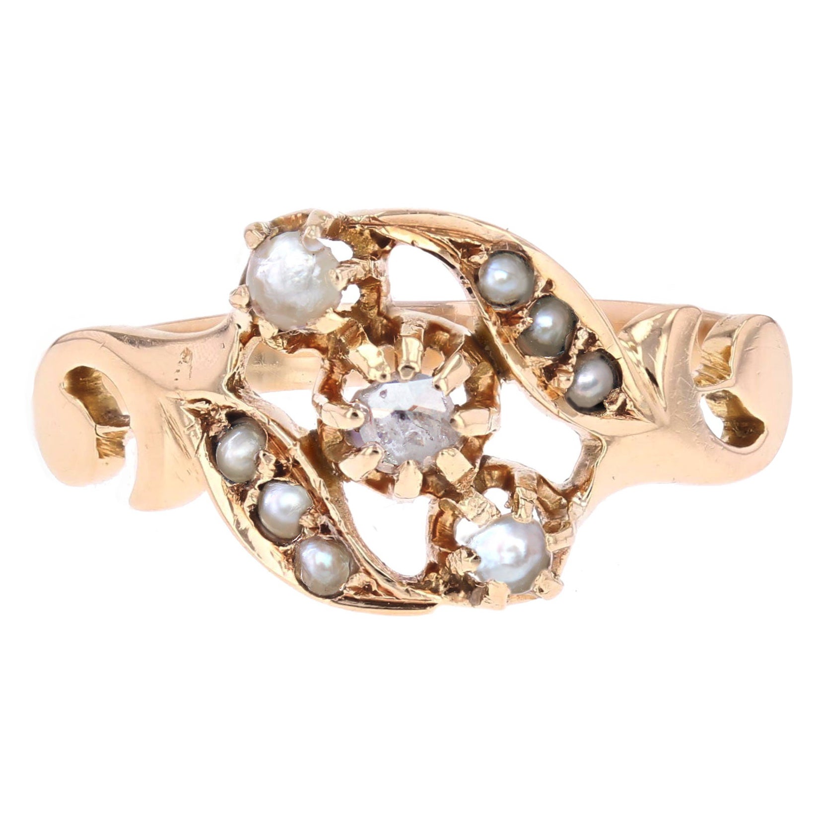 Bague française du 19ème siècle en or rose 18 carats, perles fines et diamants