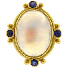 Elizabeth Locke Sapphire Moonstone Cabochon Gold Ring