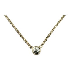 Collier en or jaune 14 carats avec pendentif solitaire en diamant #22366