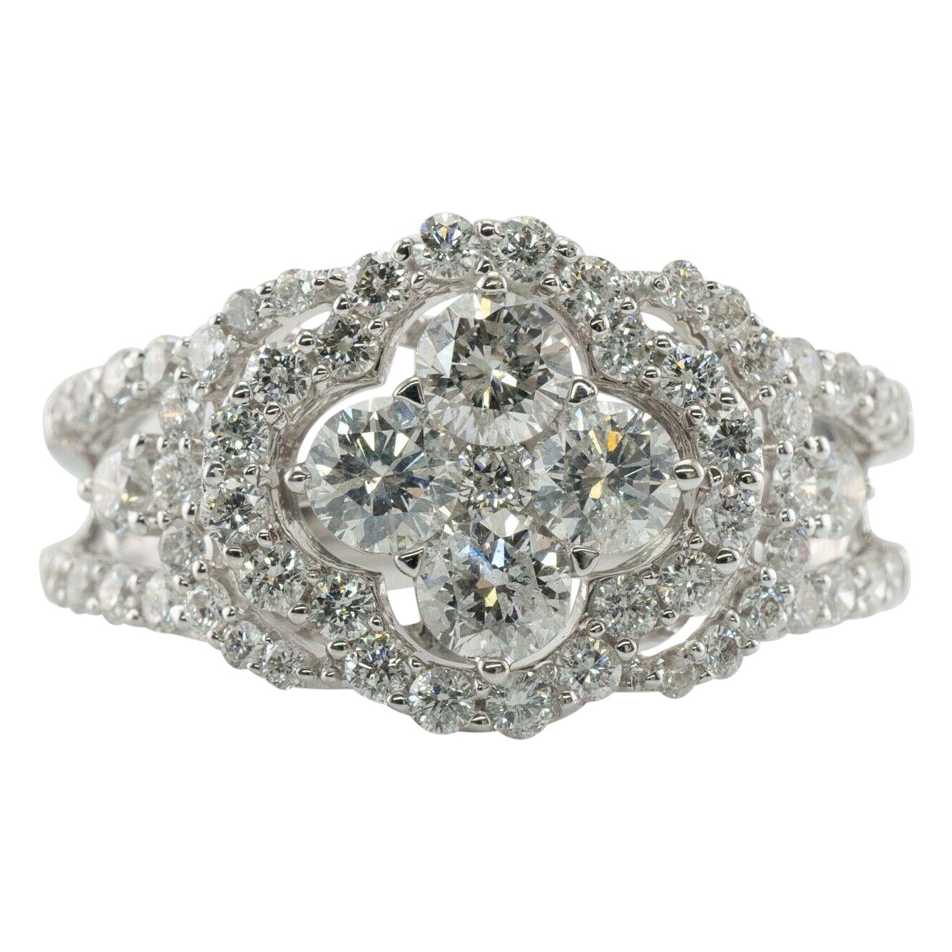 Anello di diamanti naturali in oro bianco 18 carati con diamante a grappolo per il fidanzamento