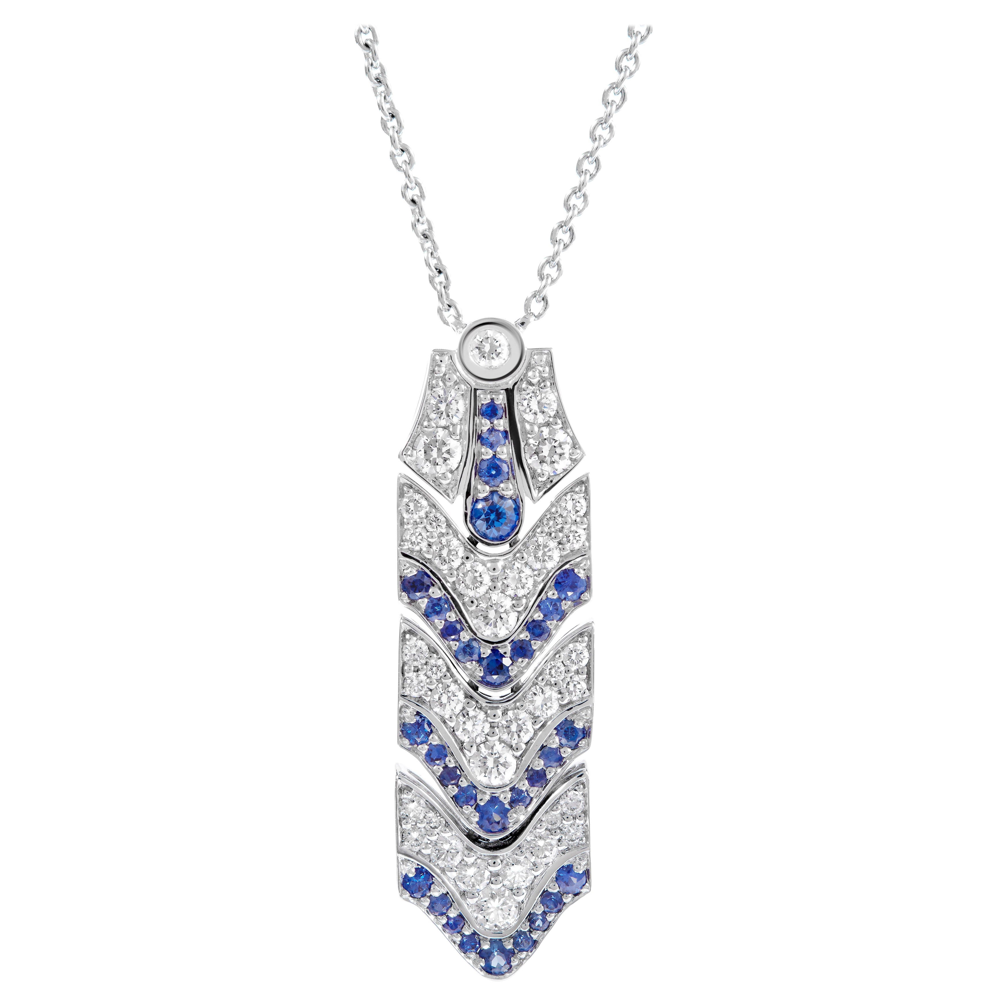 Collana Art Deco con zaffiro blu e diamanti in oro bianco 18 carati