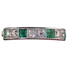 Alliance d'éternité en platine, diamants et émeraudes d'époque Art Deco