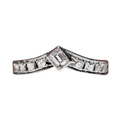Vintage Circa 1980 Bague en or 14k décorée de diamants naturels