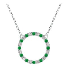 Angara Natürlicher Smaragd und Diamant Kreis Eternity Anhänger in 14K Weißgold