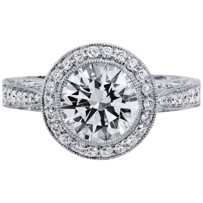 2.01 Carat Diamond Platinum Engagement Ring For Sale at 1stdibs