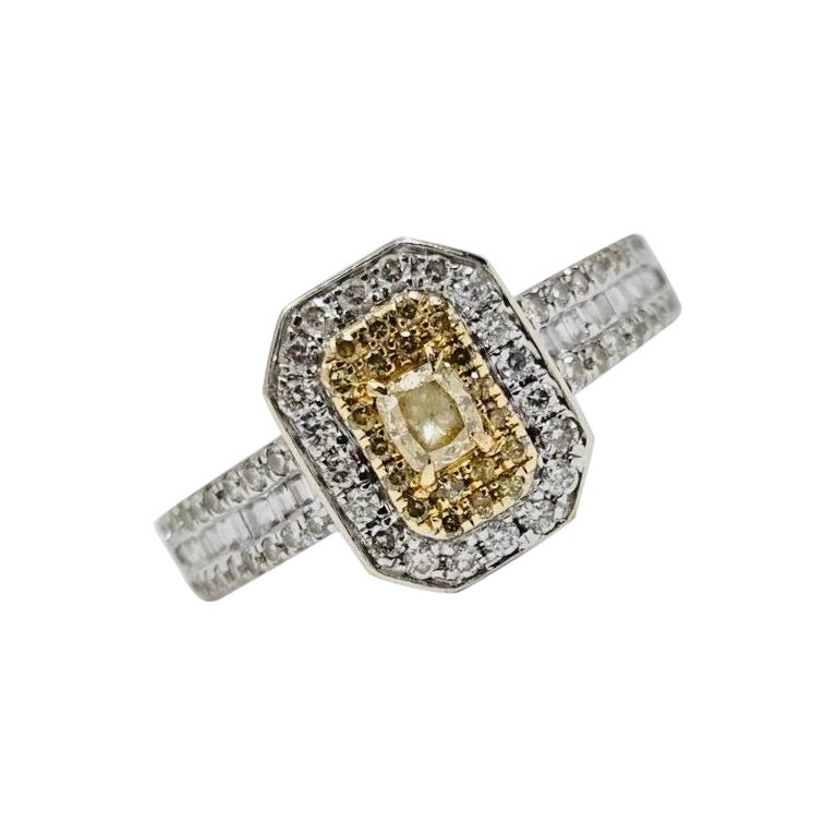 Bague en or blanc 18 carats avec halo de diamants jaunes et blancs, 0,87 ct au total