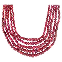 Collana di perle di rubino
